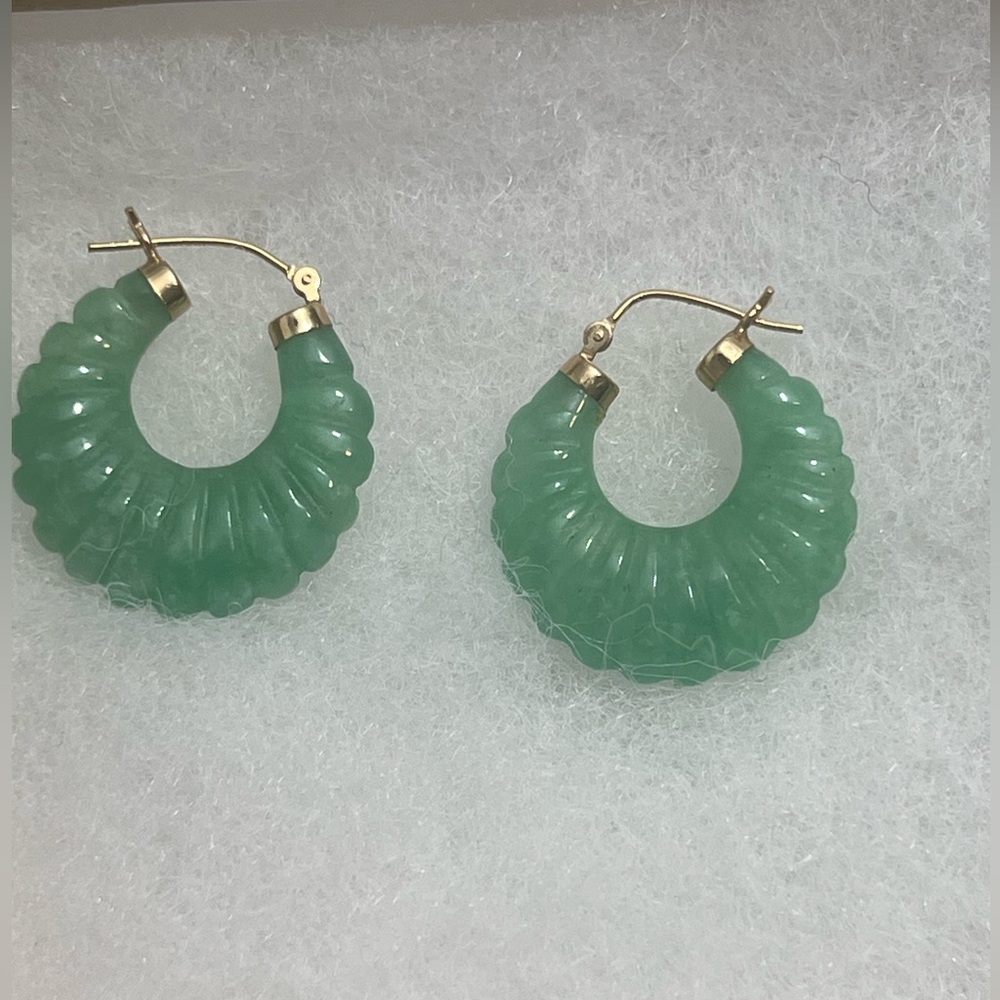14k Yellow Gold Green Jade Hoop Earrings  10g